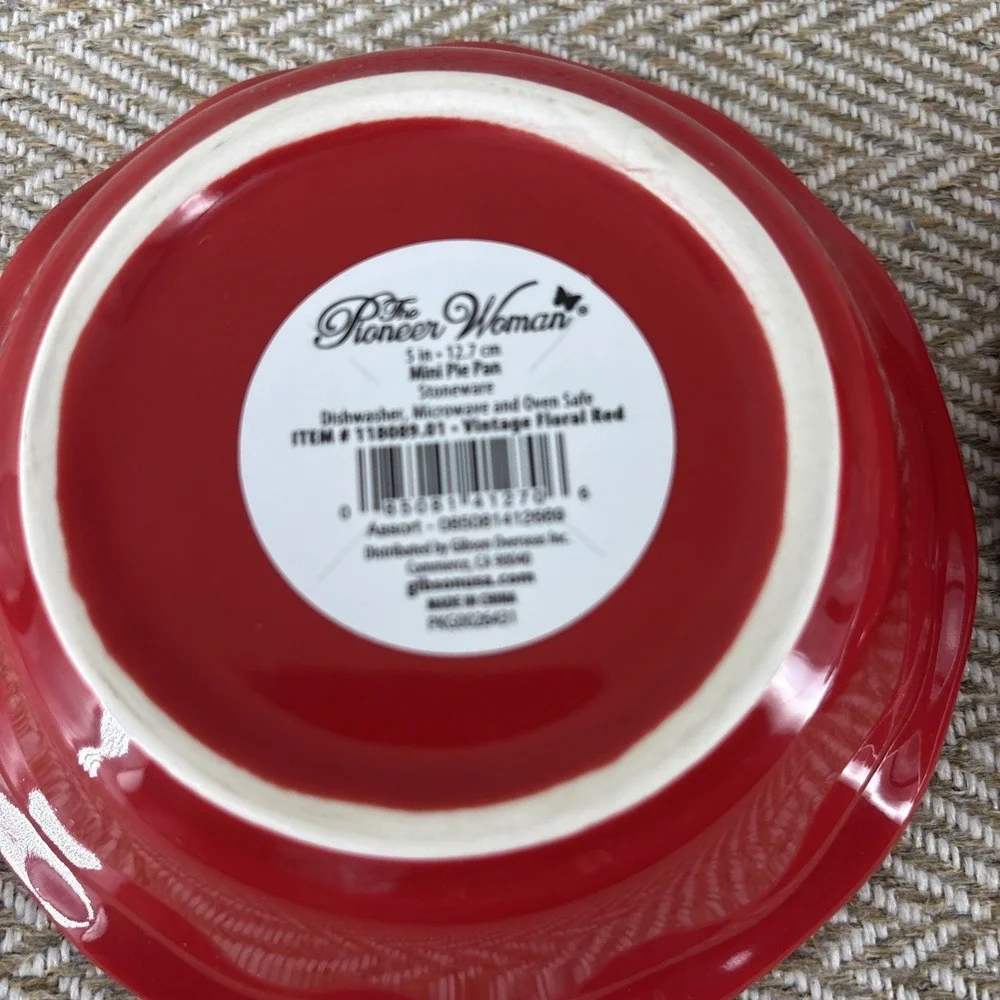 Pioneer Woman Vintage Floral Red  5.5